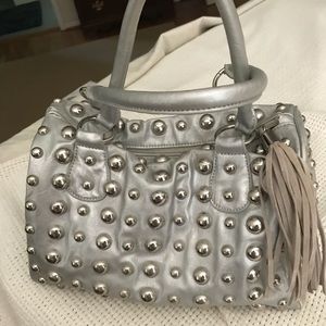 Silver Purse. Very gently used.